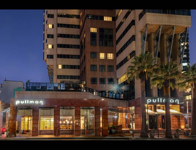 1 BEDROOM APARTMENT FOR SALE IN CAPE TOWN CITY CENTRE